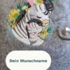 Gesundheitsheft-Hülle aus grauem Filz mit gesticktem Zebra-Motiv – Beispiel aus der Werkstatt
